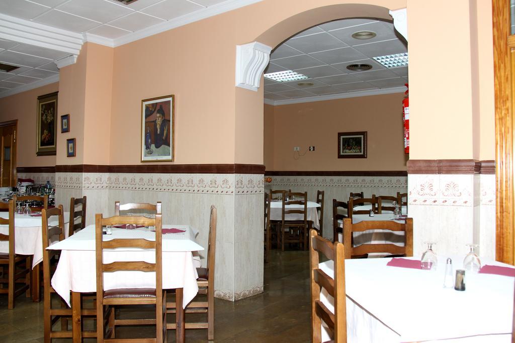 Hostal Restaurante La Masia Vila-real Eksteriør bilde