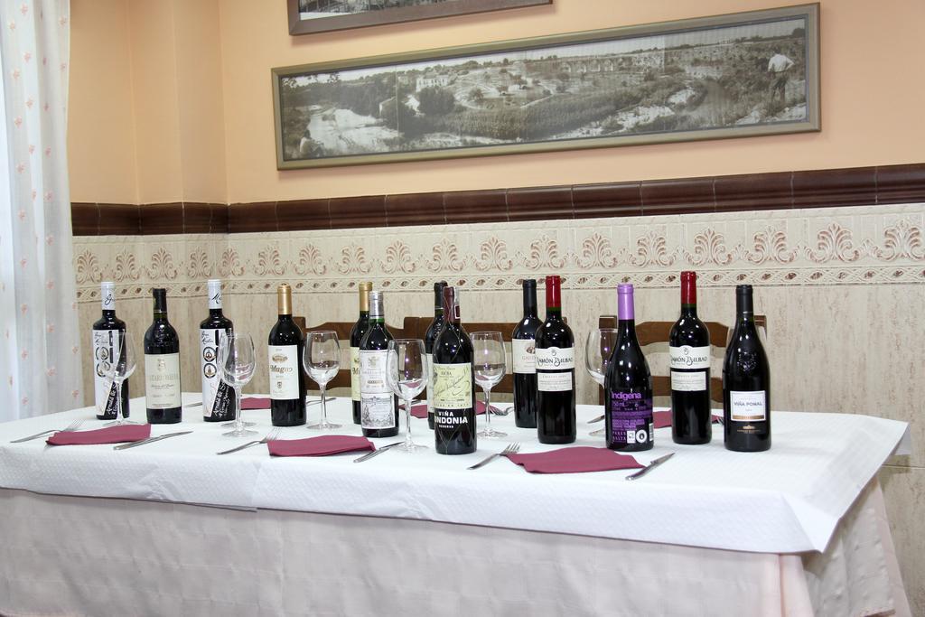 Hostal Restaurante La Masia Vila-real Eksteriør bilde