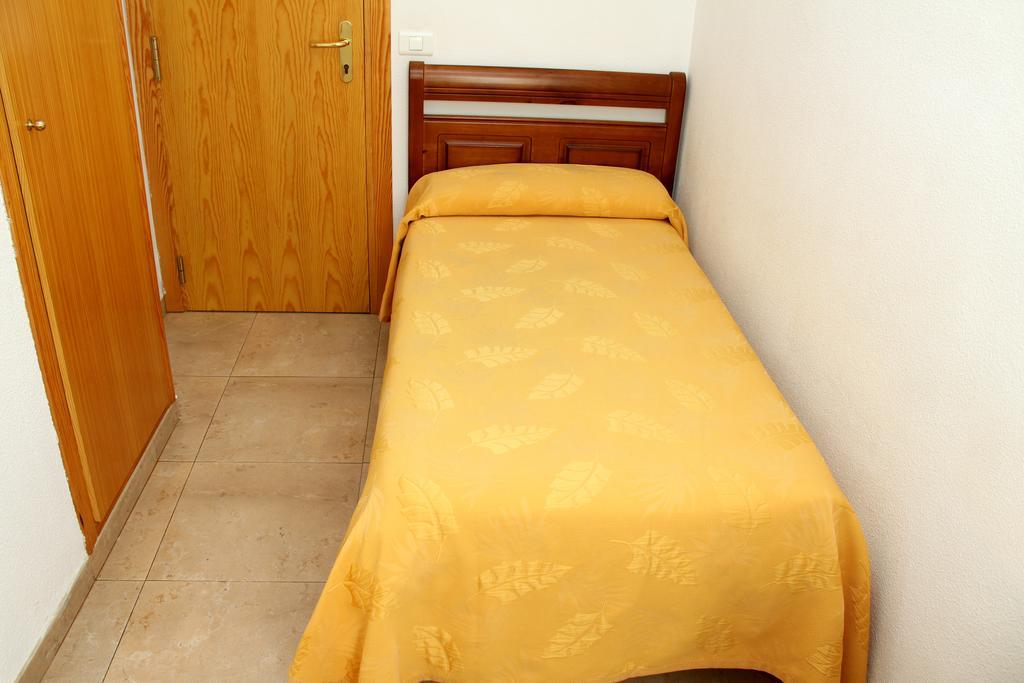 Hostal Restaurante La Masia Vila-real Eksteriør bilde