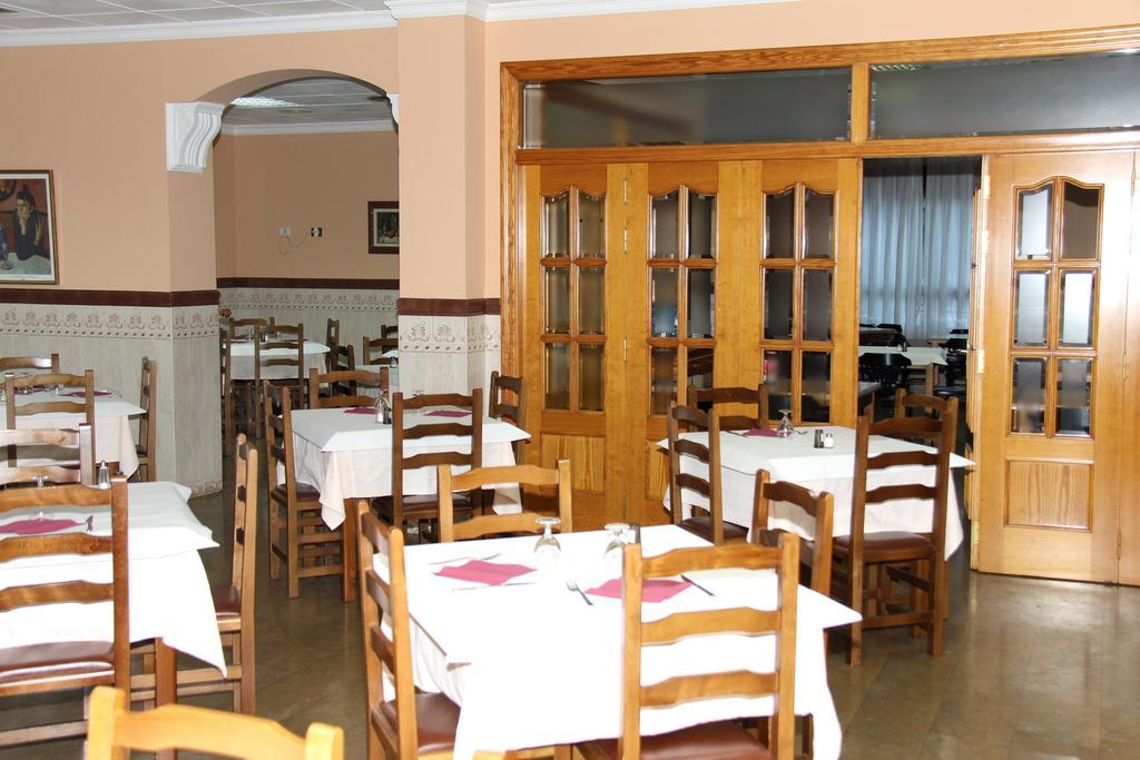 Hostal Restaurante La Masia Vila-real Eksteriør bilde