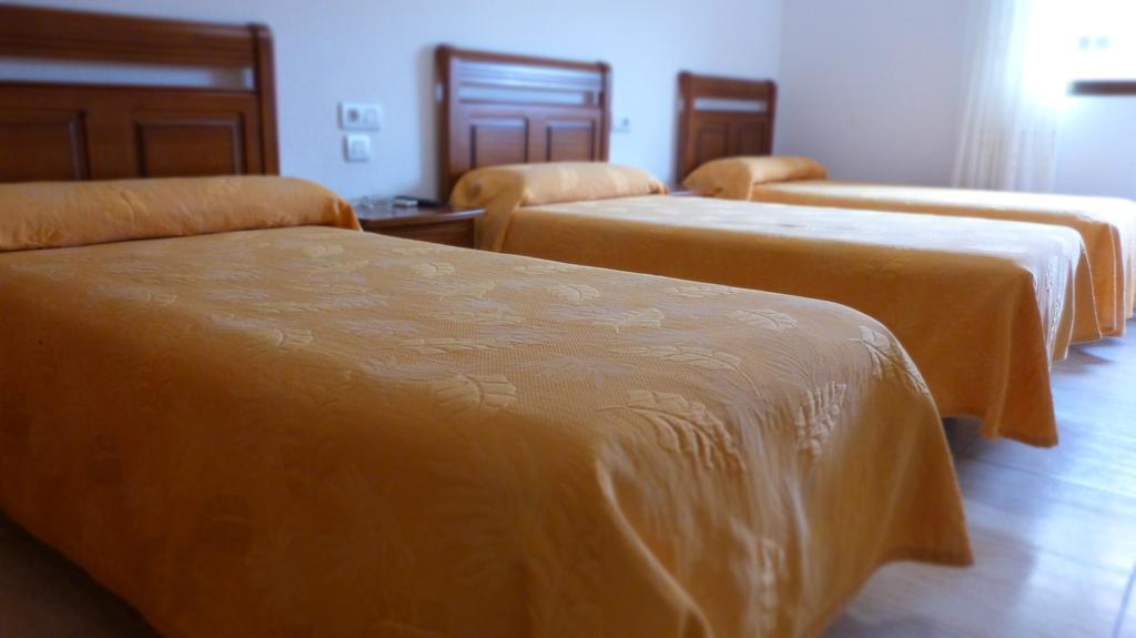 Hostal Restaurante La Masia Vila-real Eksteriør bilde