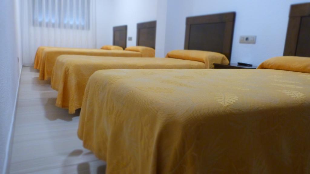 Hostal Restaurante La Masia Vila-real Eksteriør bilde