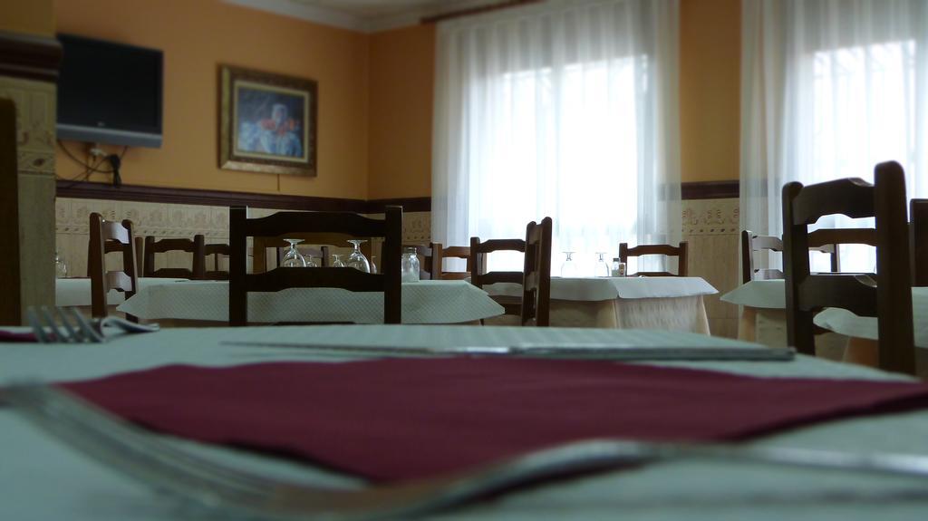 Hostal Restaurante La Masia Vila-real Eksteriør bilde